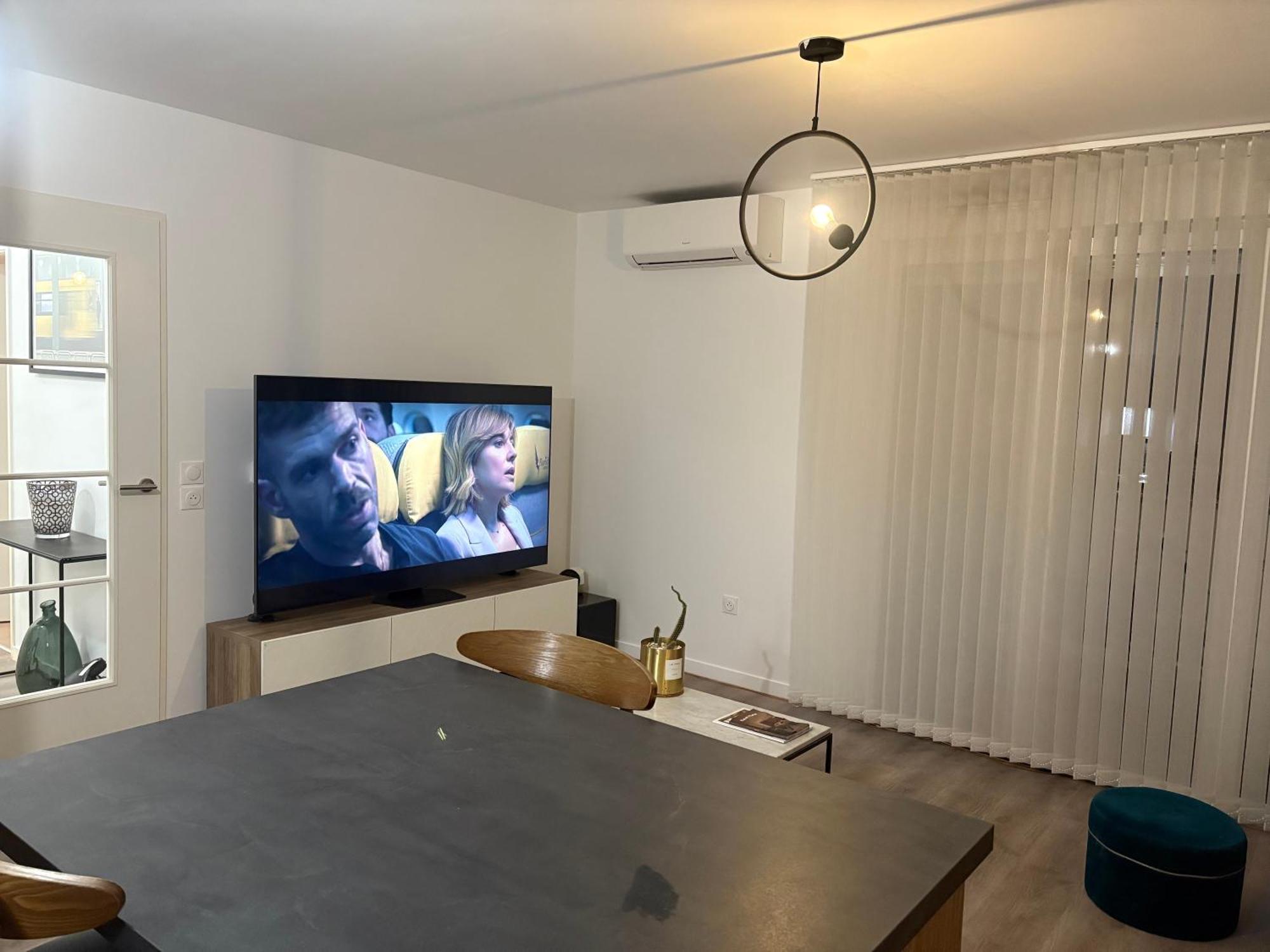 Apartamento Neuf, Porte De La